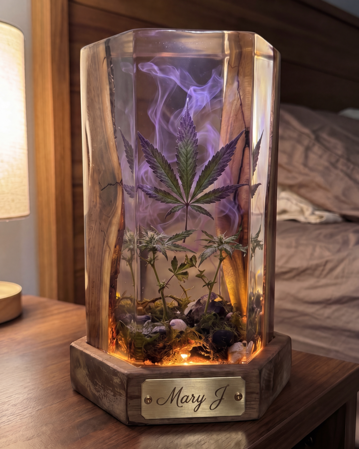 "Mary" Resin Lamp